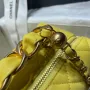 Chanel shoulder bag size: 22*10*15