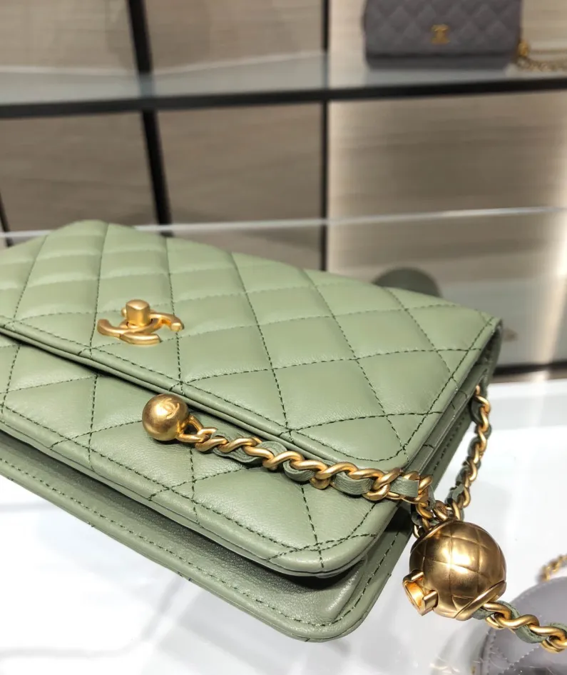 Metal Ball Underarm Bag Size 19 Model Number: AP1450Y8680