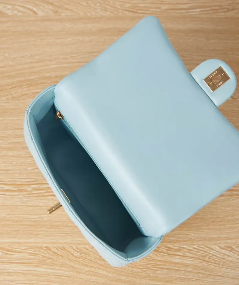 Chanel One Shoulder Crossbody Model Number: AS3114 Size: 16-22-7cm