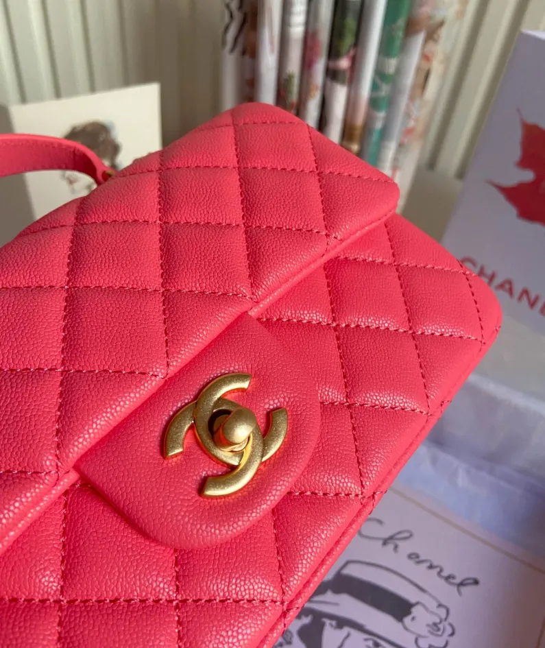 Handbag Size: 20x14x7 Model: AS243