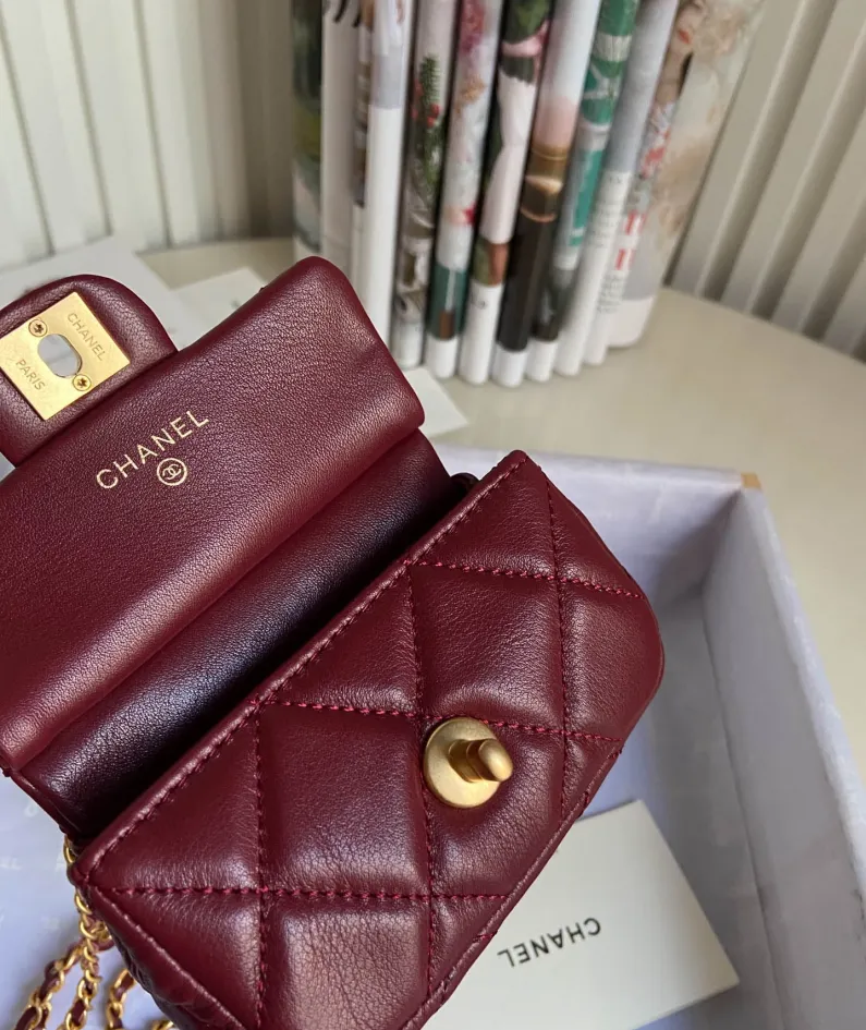 Coat Hanger Pouch No.: AP2271. Size: 11x10x3cm