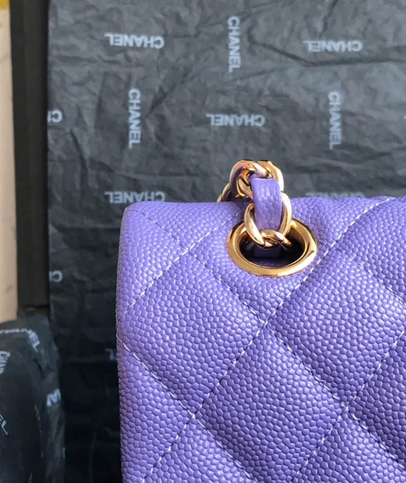 Lambskin size: 25x16x7.6cm Model: 1112#