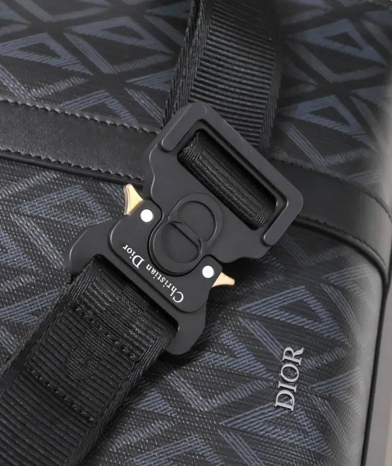 Hit the Road Briefcase Size: 36*27*6cm