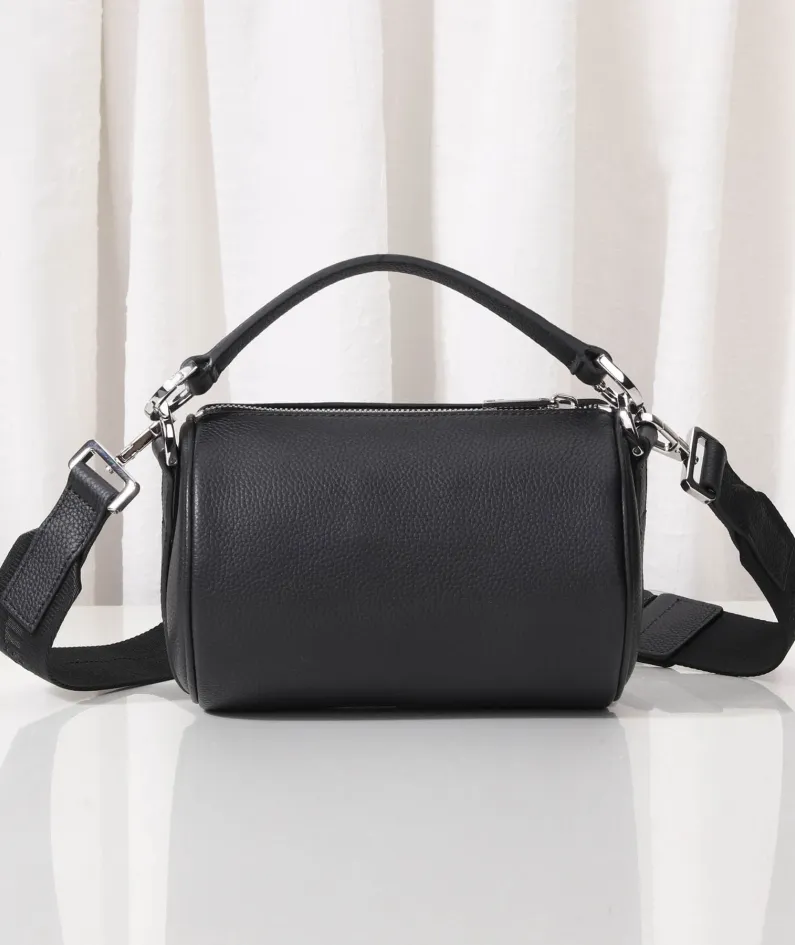 Size: 17 x 11.5 x 11.5 cm