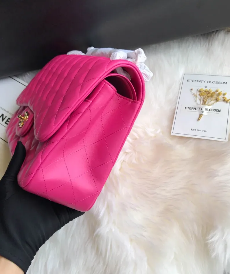 Lambskin Model: 1113 Size: 30cm