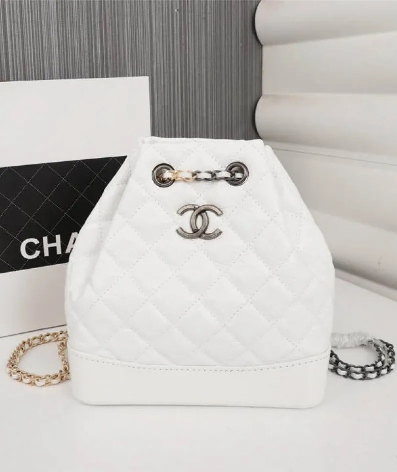 Chanel Stray Backpack Size: 24-23-11.5cm Style: 1018