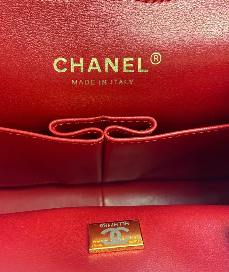 CHANEL Size: 24cm Ident No.: 037586