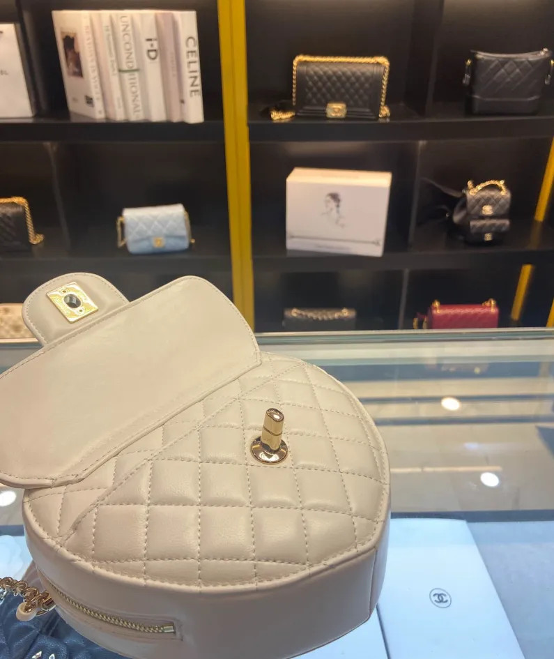 Love Bag Size: 16.5186.5cm