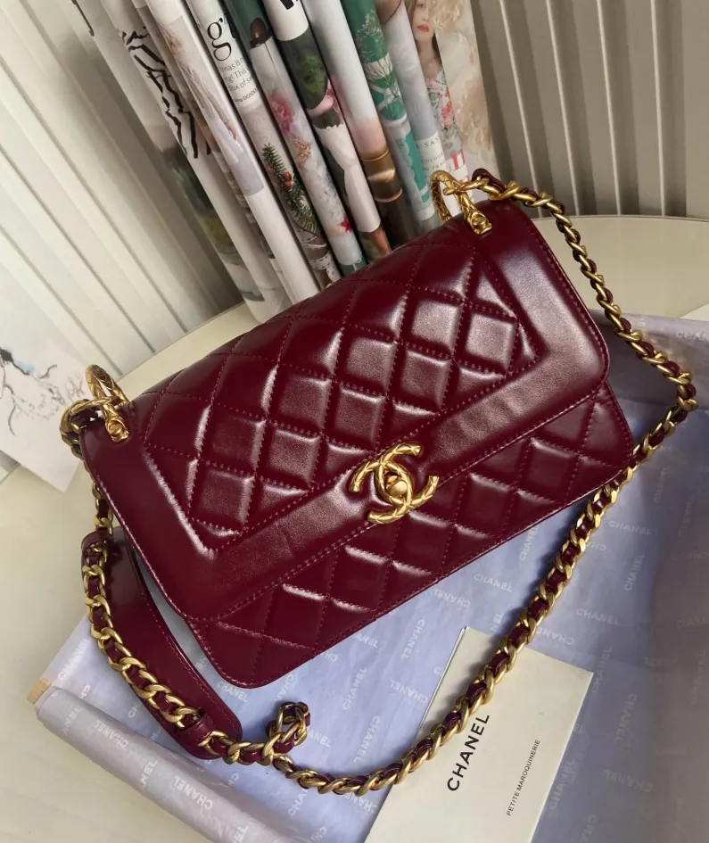 Chanel Vintage Hardware Model: AS2715 Size: 23cm