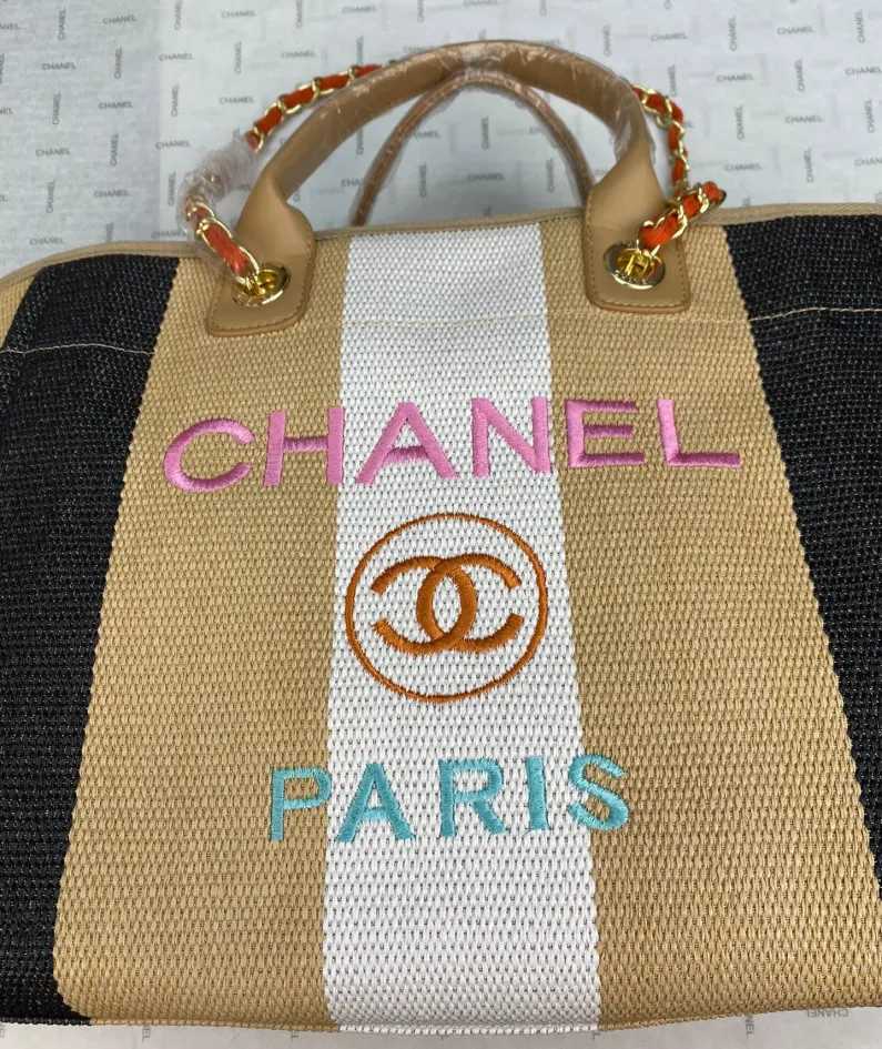 Chanel Shoulder Bag Size: 38*20*30cm Style: 8822