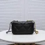 Chanel Style: 9009. Size: 20cm.