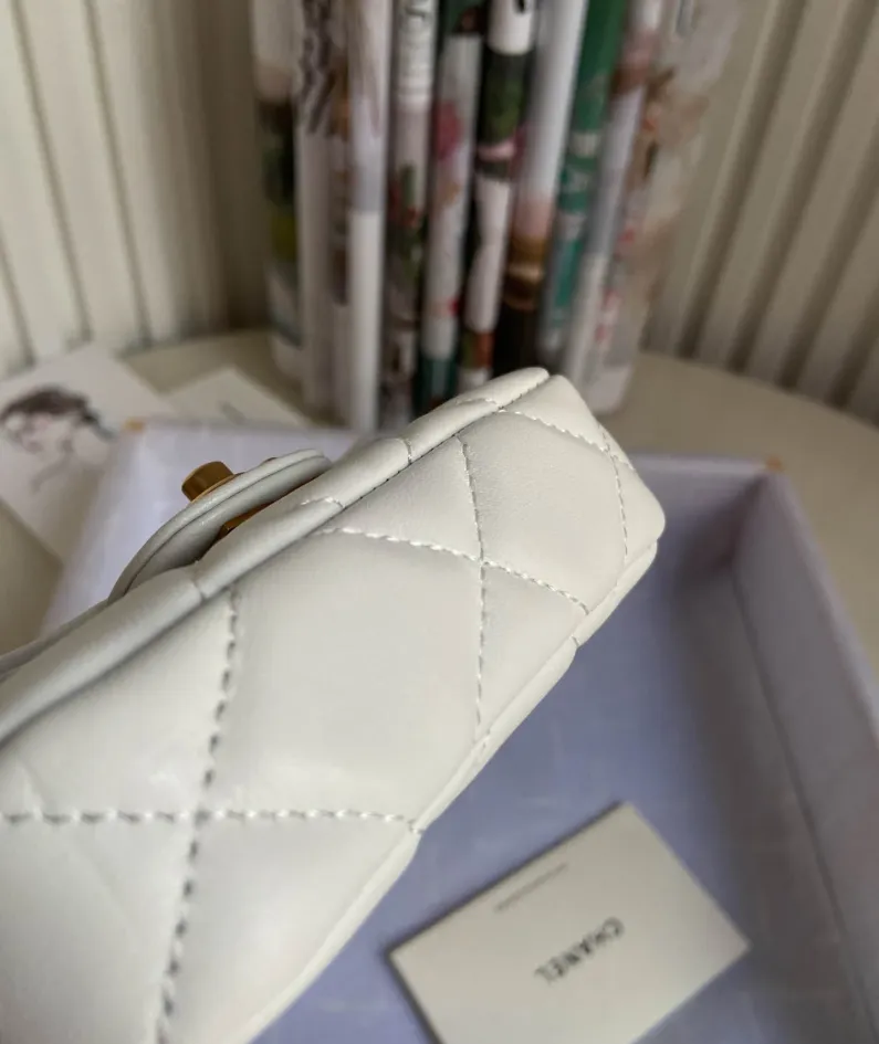 Coat Hanger Pouch No.: AP2271. Size: 11x10x3cm