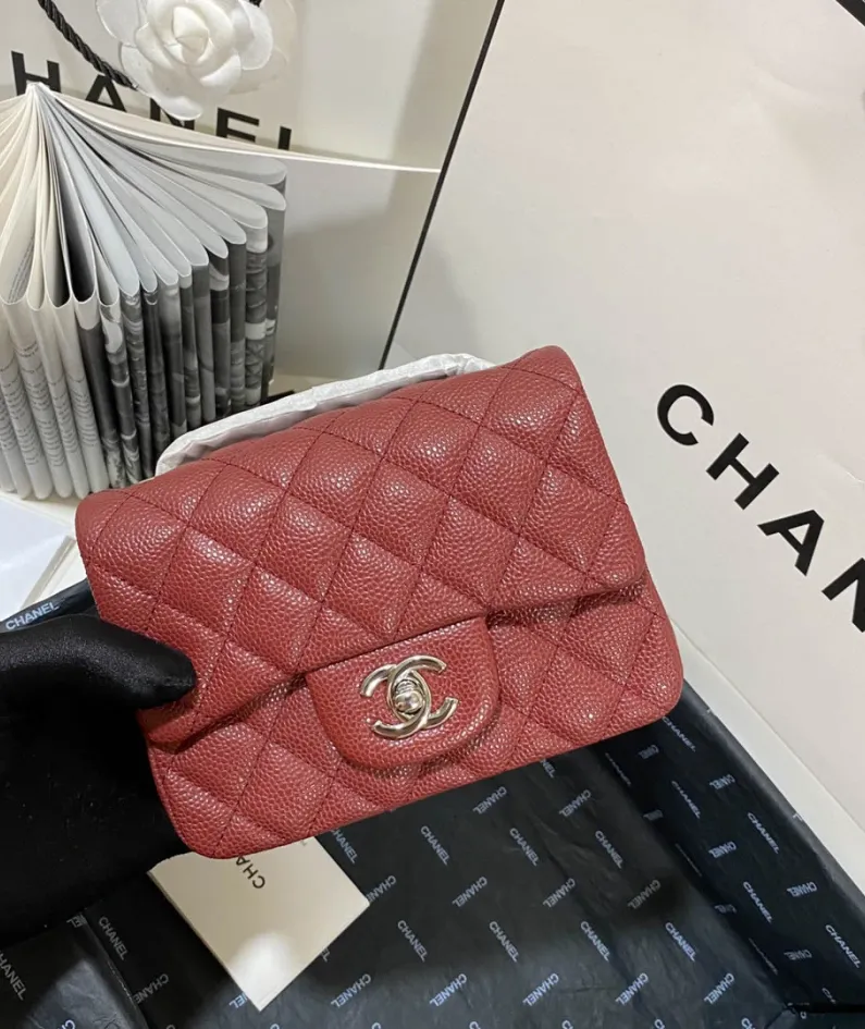 Lambskin Model: 1115 Size: 17cm