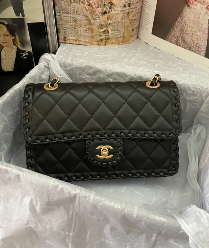 Middle Ages Chain Bag Handbag Size: 26X17X6cm Model Number: AS2163