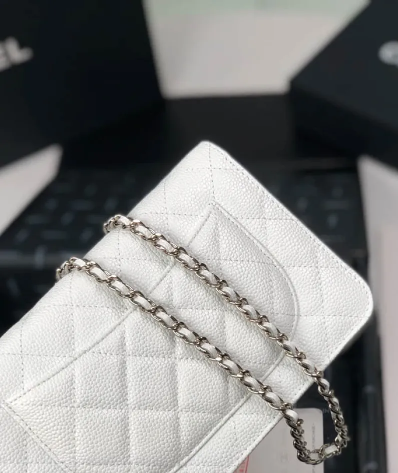 Lambskin Shoulder Chain Bag Style Number: 33814