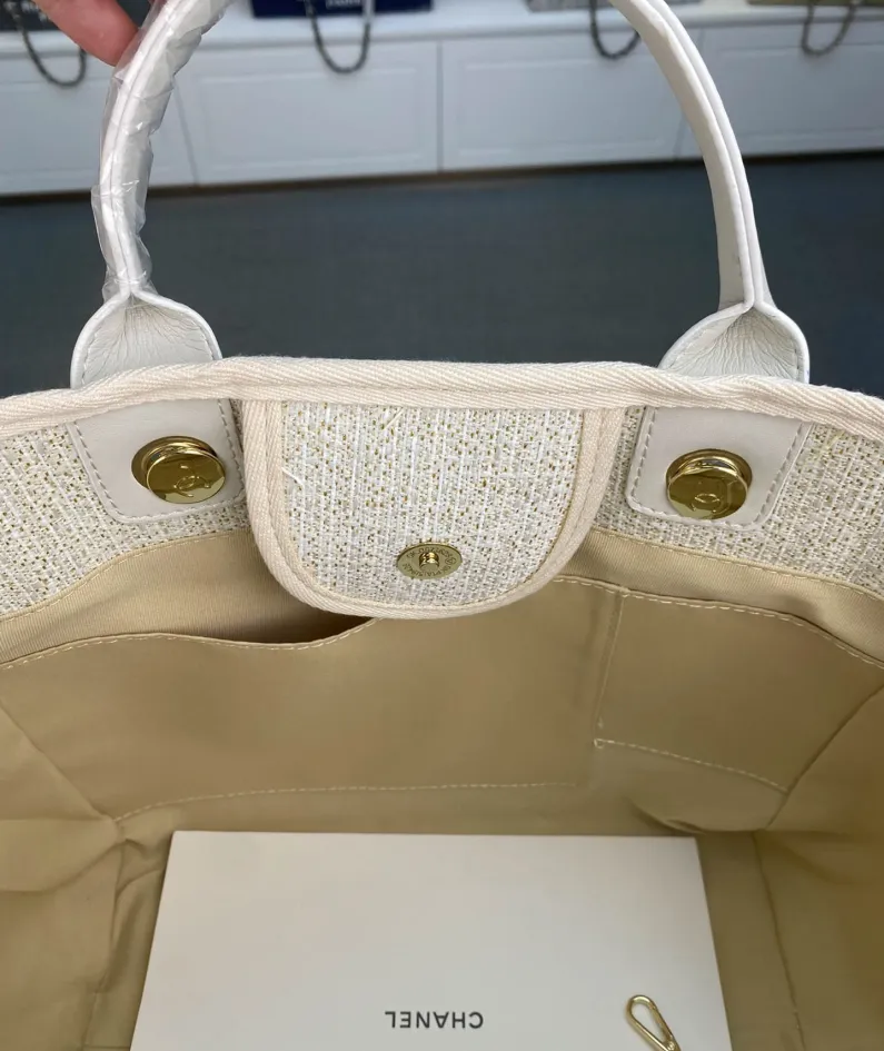 Chanel One Shoulder Handbag Size: 38*30*20 Style: 8820 Apricot Grey