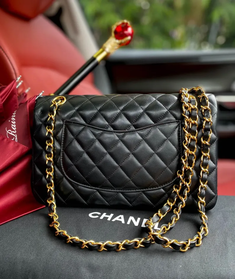 Cowhide Ball Pattern Black Model: -A01112 Size: -25.5*15.5*6.5