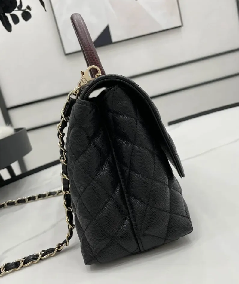 Chanel Size: 19cm/23cm/28cm Model Number: AS2215/92990/92991