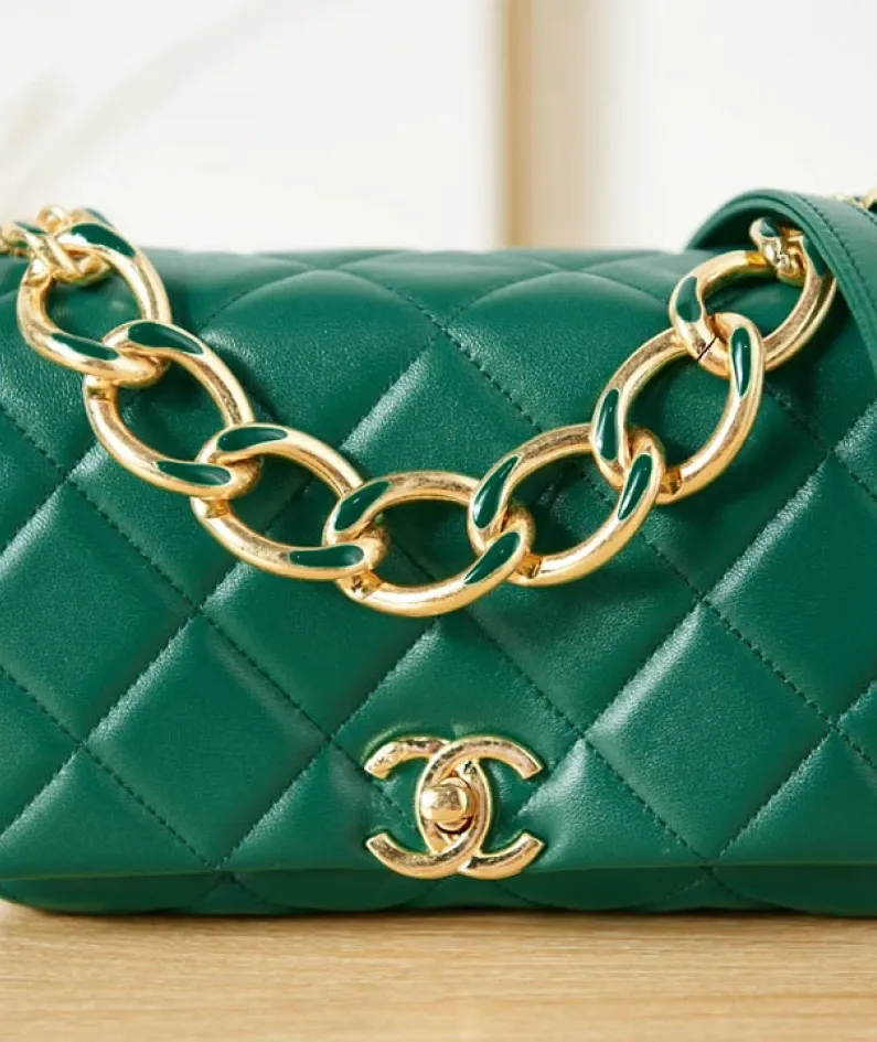 Lambskin Style: AS3366 Size: 20X9X13.5Cm