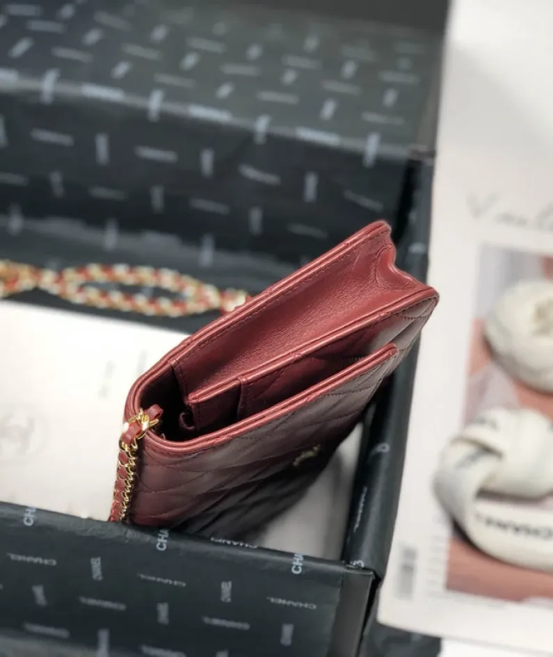 Lambskin Shoulder Chain Bag Style Number: 33814