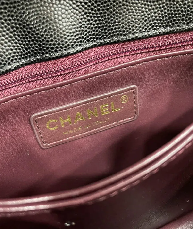 Chanel Size: 19cm*23cm*28cm Model: AS2215/92990/92991