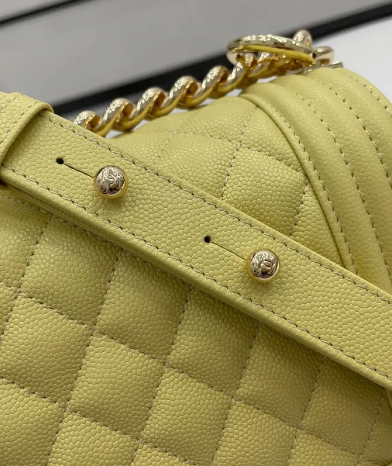 Diamond ball calfskin Size: 25cm