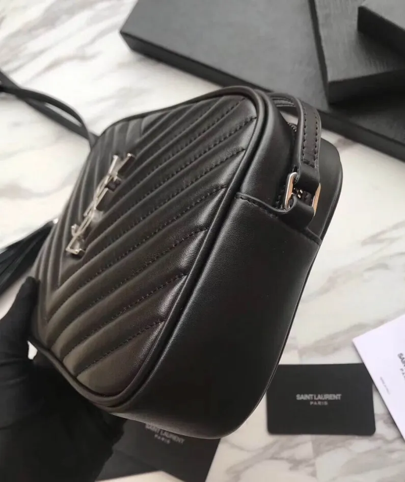 Shoulder bag Size：23x16x6 Code：505730