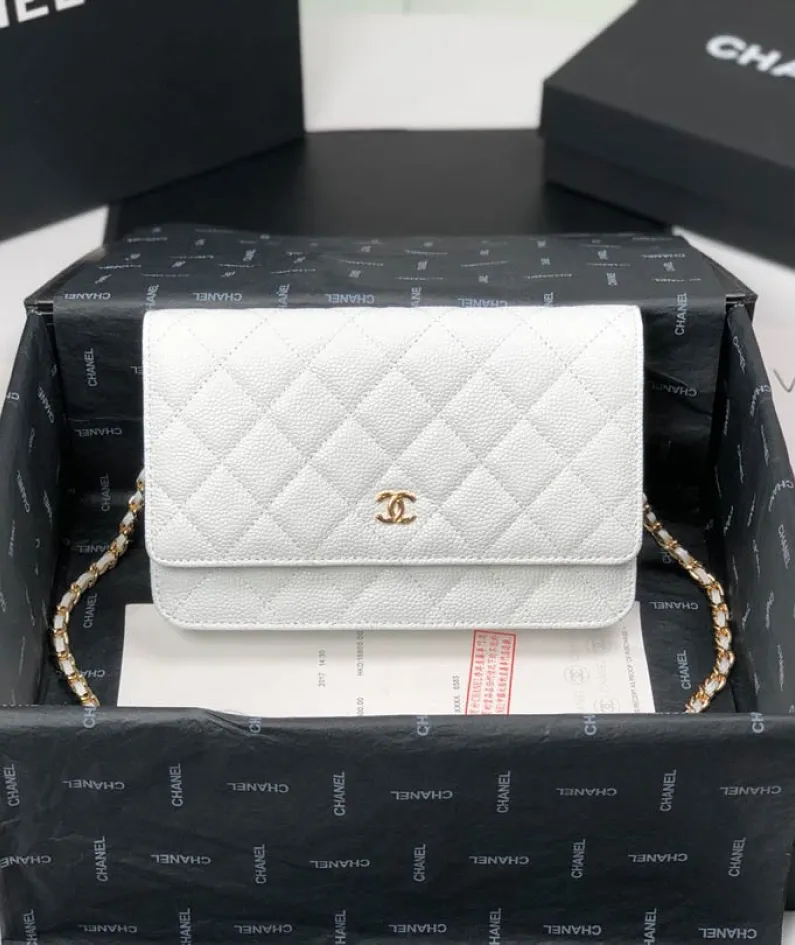 Lambskin Shoulder Chain Bag Style Number: 33814