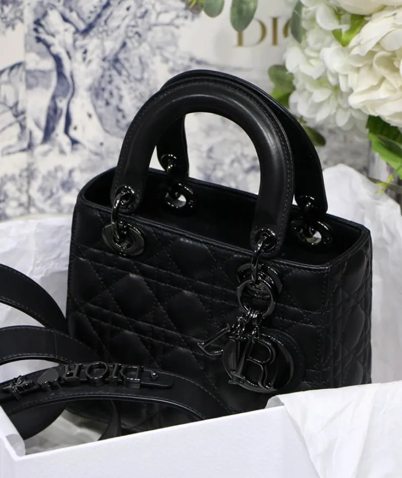Size: 20cm