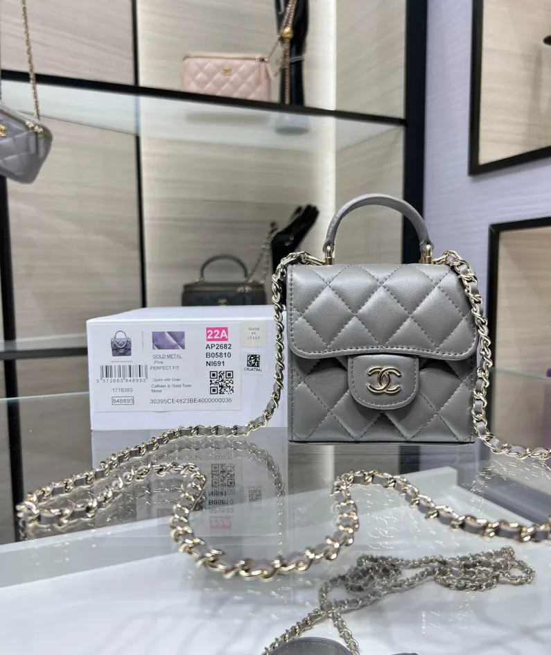 Hand Cosmetic Bag AP2682Y8600 Size: 11*11*4cm