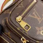 Louis Vuitton Size: 18 x 11 x 10 cm