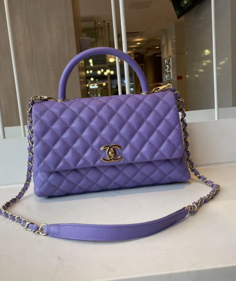 Chanel Size: 19cm/23cm/28cm Model Number: AS2215/92990/92991