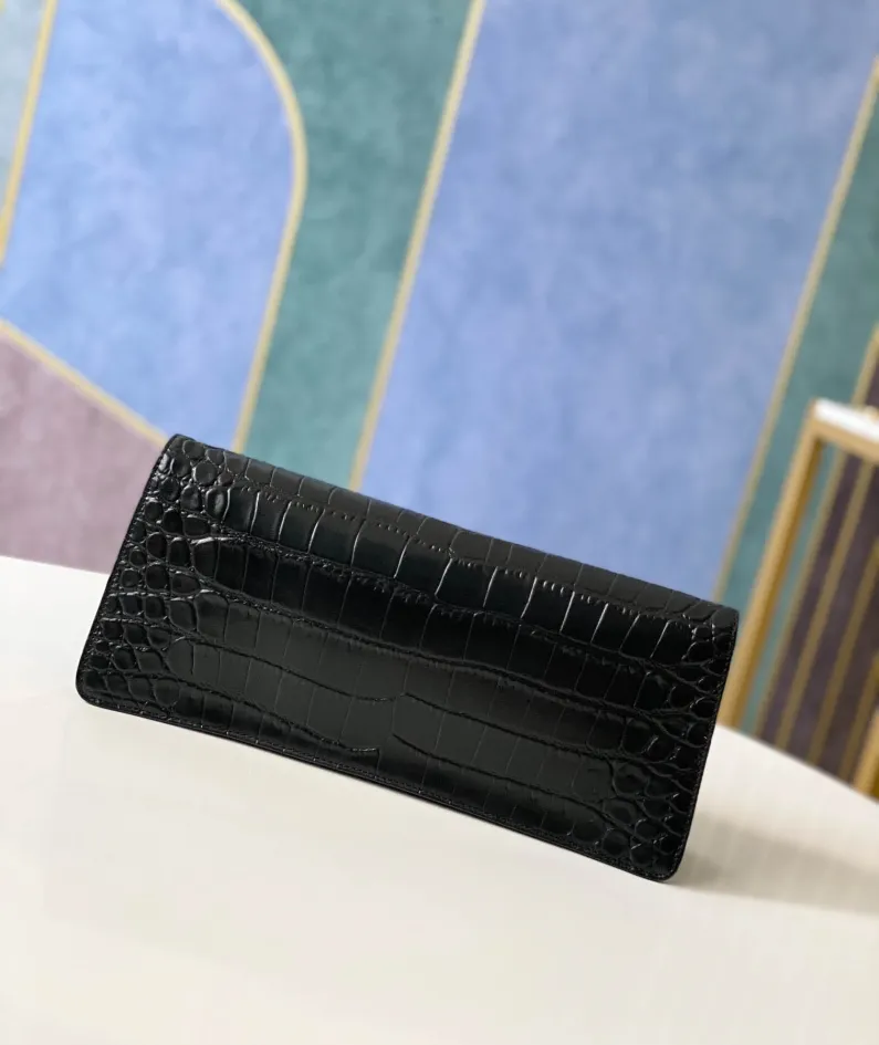 Chanel Size: 30.13.4 Code: 6603
