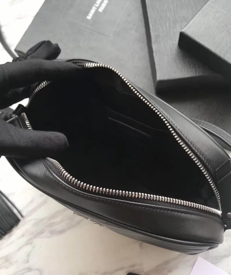 Shoulder bag Size：23x16x6 Code：505730