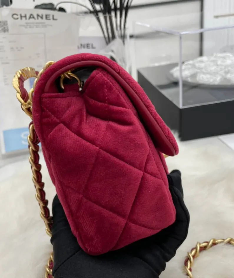 Chanel Size: 20cm Model: AS3