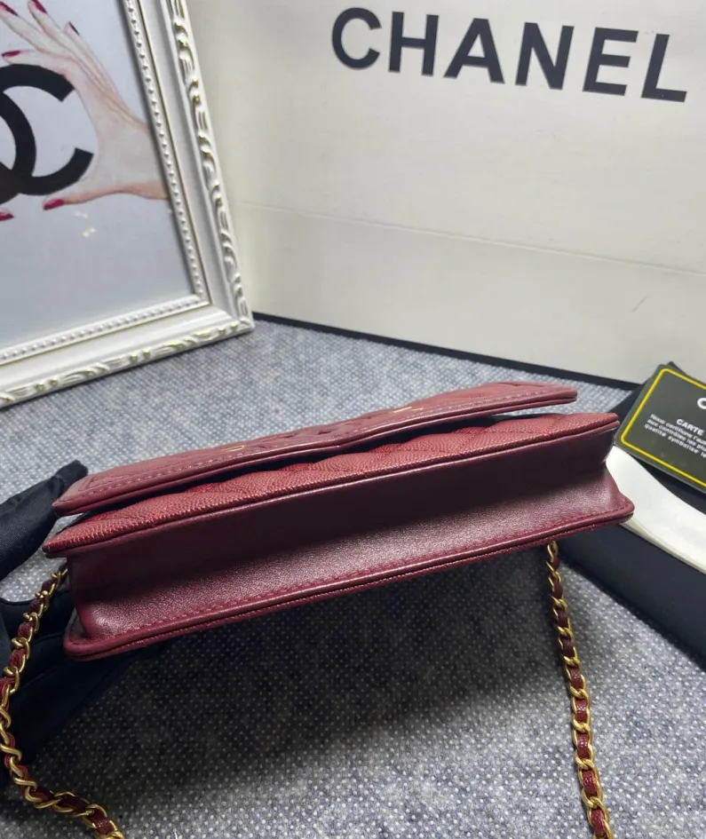 Fine Ball Calfskin Ident No.: 82003 Size: 19cm