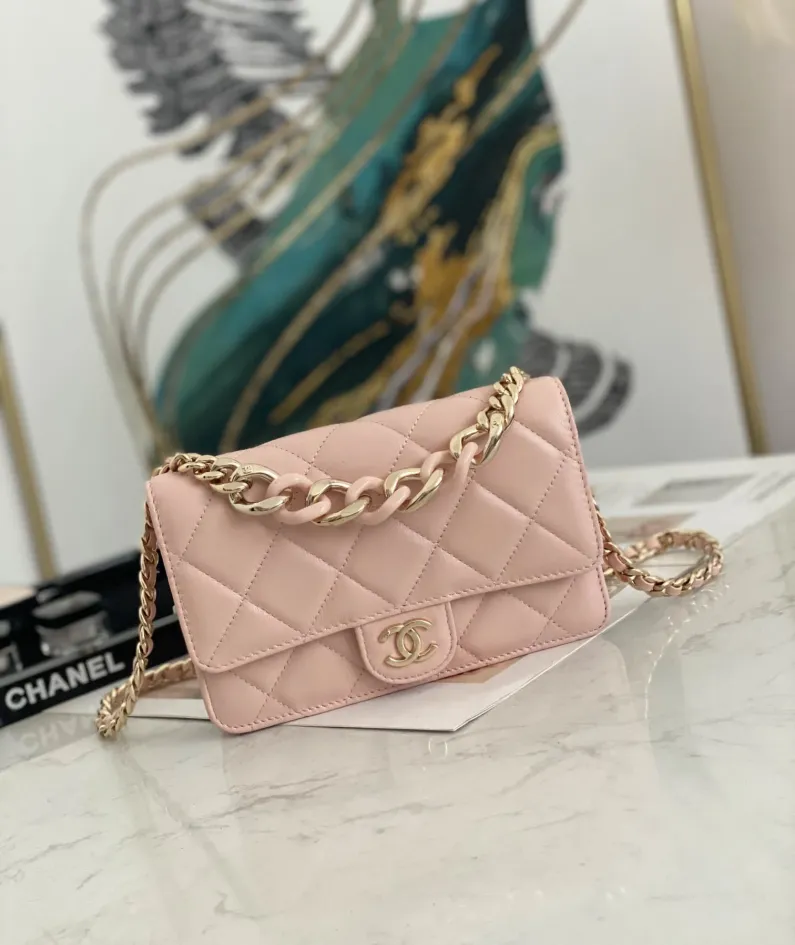 Lambskin Size: 19cm Style: 81171 02853