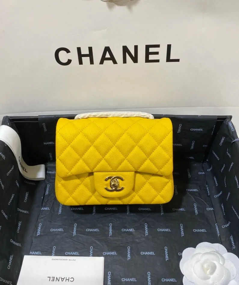 Lambskin Model: 1115 Size: 17cm