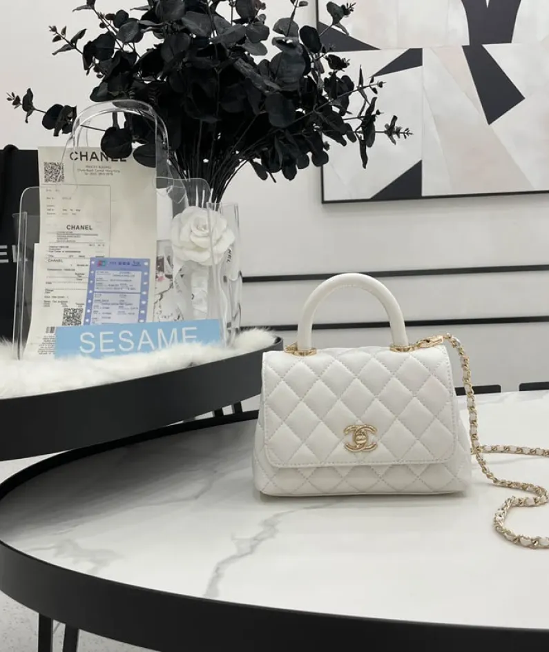 Chanel Size: 19cm/23cm/28cm Model Number: AS2215