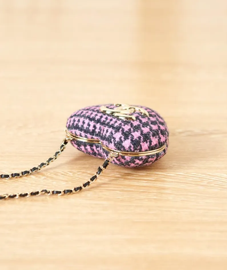 Embroidered peach heart fabric and leather