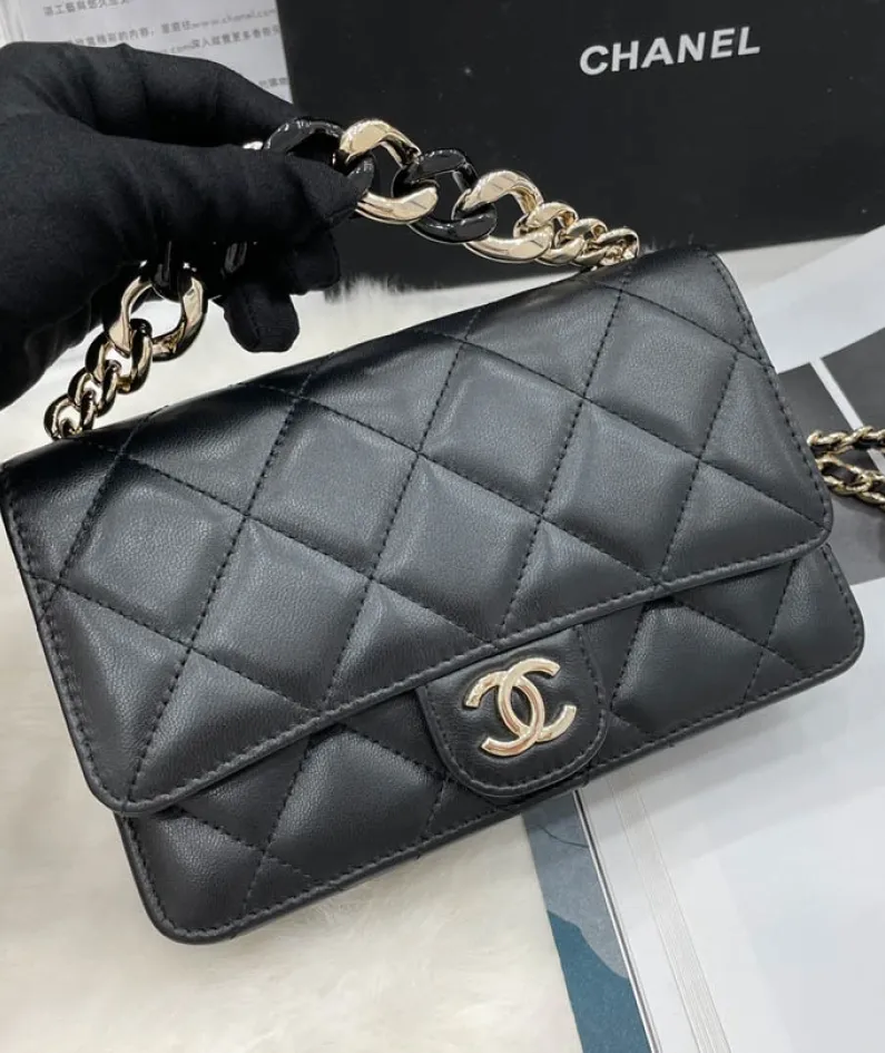 Handbag Size: 19cm Model Number: AP2377/B07302