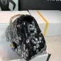 Chanel size: 20cm