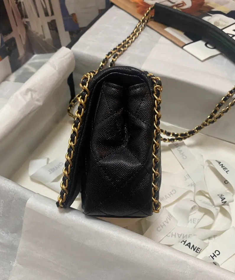 Lychee leather bag Model number: AS3468 Size: 21*15*7.5cm