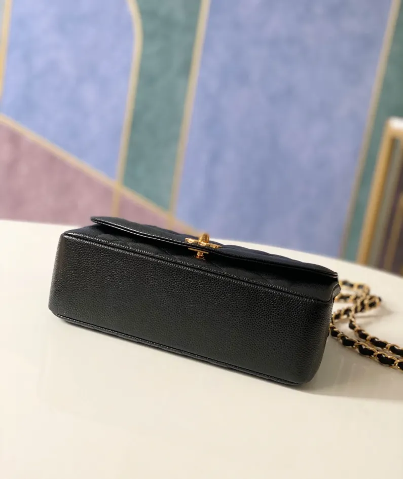 Chane Chain Bag Leather Shoulder Size: 22.5 14 7cm Code: 87062