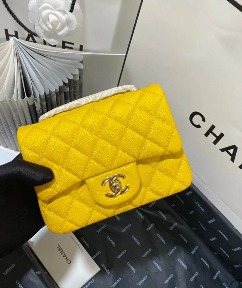 Lambskin Model: 1115 Size: 17cm
