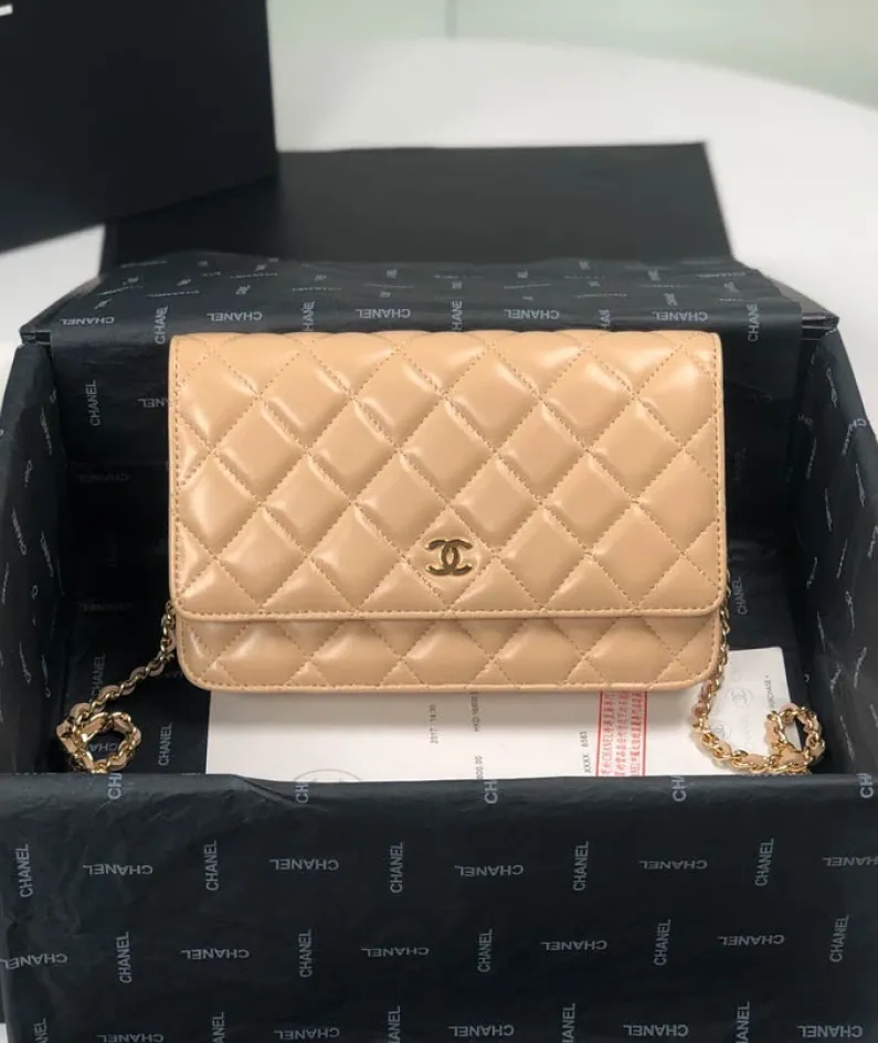 Lambskin Shoulder Chain Bag Style Number: 33814