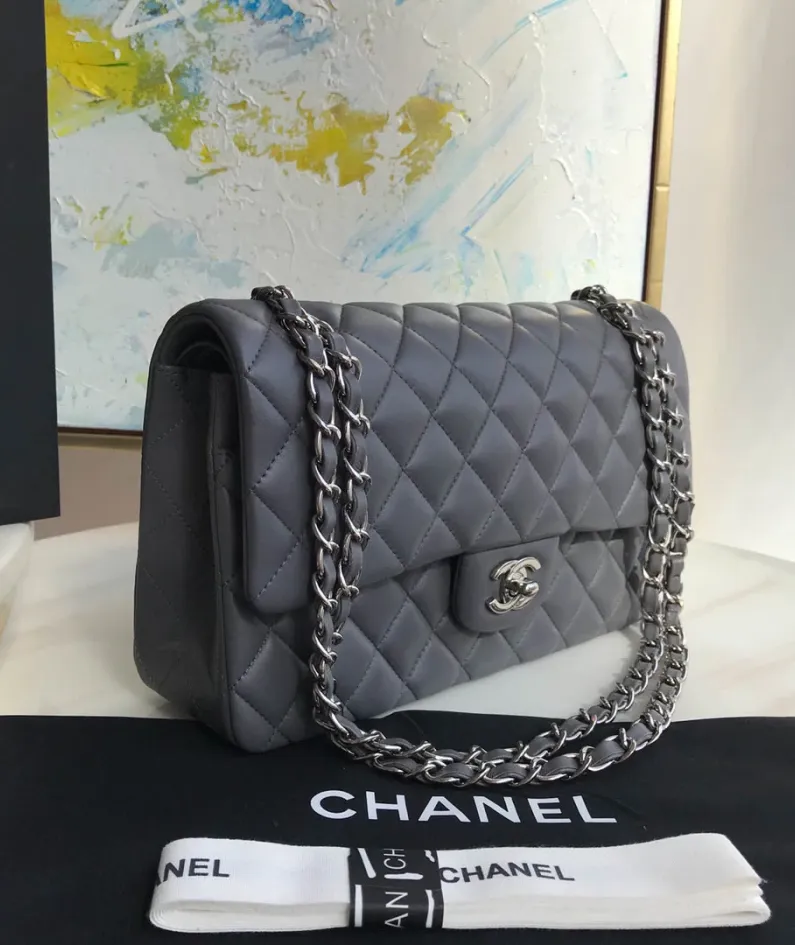Lambskin size: 25x16x7.6cm Model: 1112#