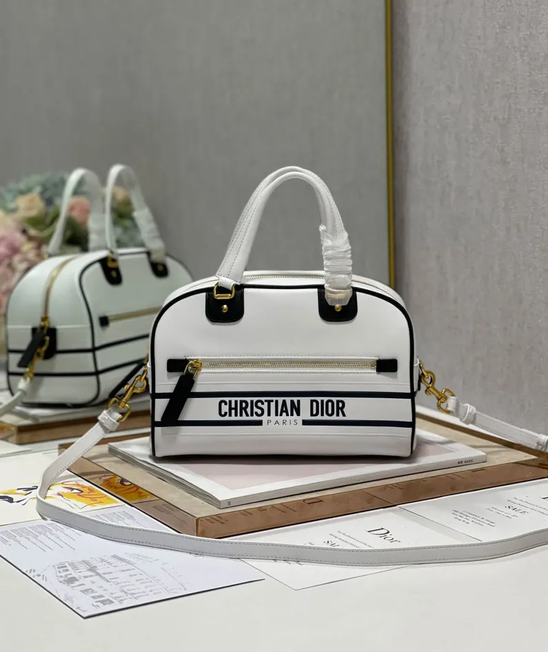 Model: 6200B Size: 25*13*16.5cm