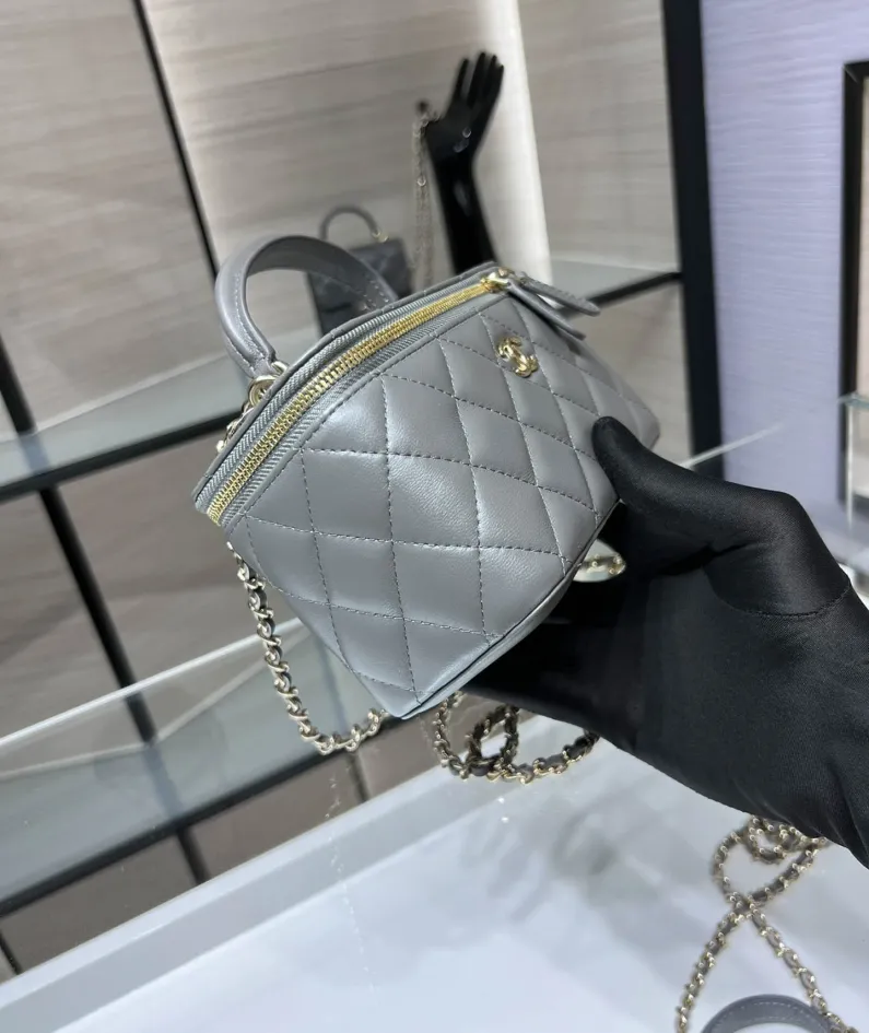 Hand Cosmetic Bag AP2199Y8690 Size: 17*9.55*8cm