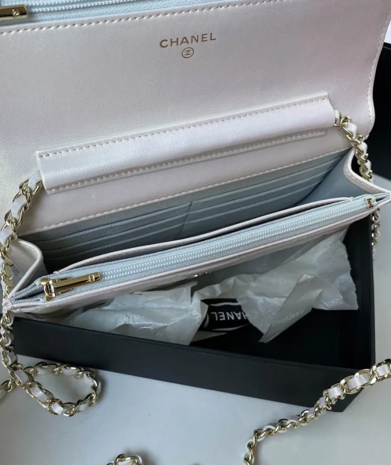 Lambskin Size: 19cm